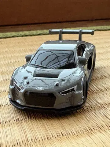 Audi R8 LMS 플레인 컬러