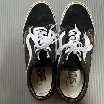 VANS 올드스쿨 27.0 끈 교체했습니다.