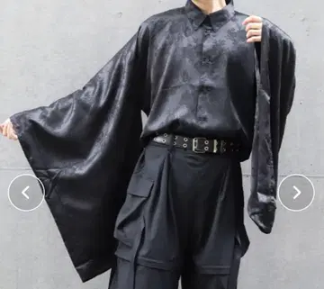 꽃무늬 자카드 와소매 셔츠
