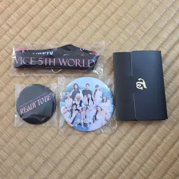 TWICE 5TH WORLD TOUR READY TO BE 굿즈 세트