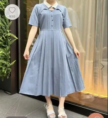 엑시즈팜 카라 부착 컷워크 플리츠 원피스