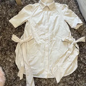 아베닐 에투알 베이지 사이드 리본 블라우스 34 엠프리미어