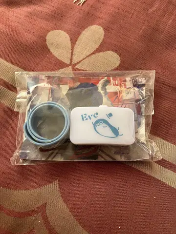 Eve Under Blue LED band