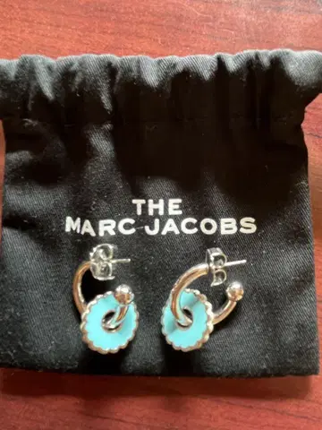 MARC JACOBS 터콰이즈 귀걸이
