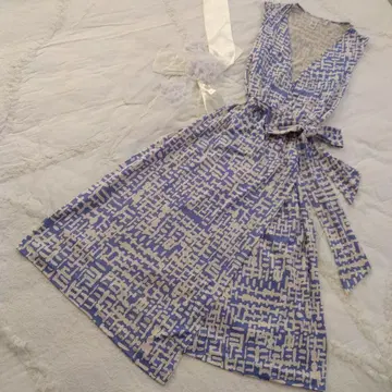 DIANE von FURSTENBERG 실크 슬리브리스 드레스 사이즈 2
