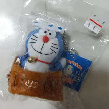 새상품 도라에몽 어디든 도라에몽 온천 한정 키체인 마스코트