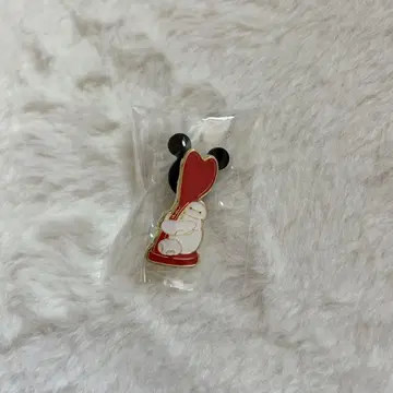 토끼와 미키 핀 배지 세트