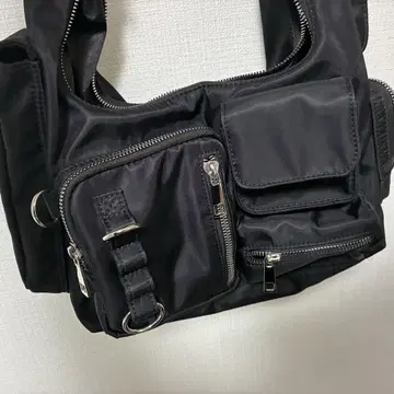 JEANASIS 멀티 포켓 원 숄더 BAG 지나시스