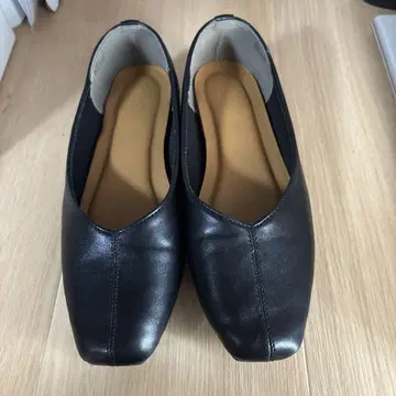 ABC마트 스퀘어 펌프스 2 BLACK