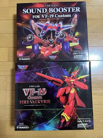 YAMATO VF-19 커스텀 파이어 발키리