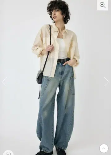 MOUSSY NARROWED HEM 코쿤 스트레이트 0 사이즈