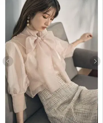 LILY BLOWN 오간자 2WAY 블라우스