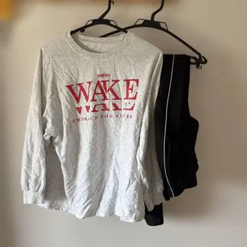 WAKE 롱 슬리브 티셔츠 하의 맨투맨 홈웨어 또는 평상복으로!