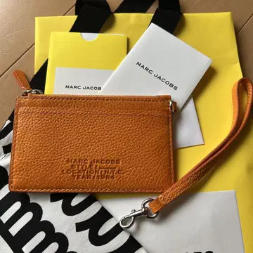 MARC JACOBS 오렌지 프래그먼트 케이스