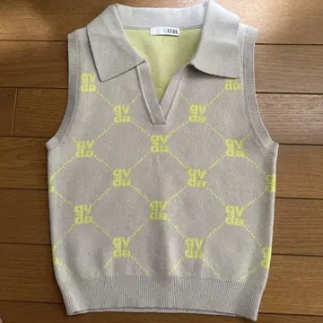 제이다 Square gyda 슬리브리스 POLO KT TOPS
