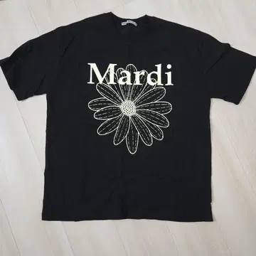 Mardi 티셔츠