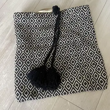 Lilas Campbell 릴라 캠벨 2way 토트 클러치 백