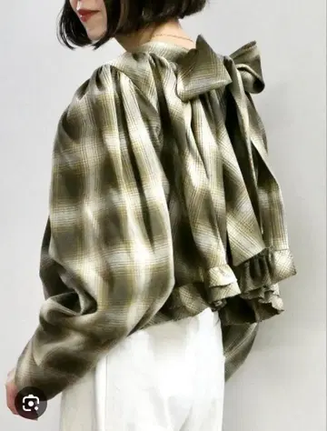 Ribbon Shirts Mix 라인wand leinwande