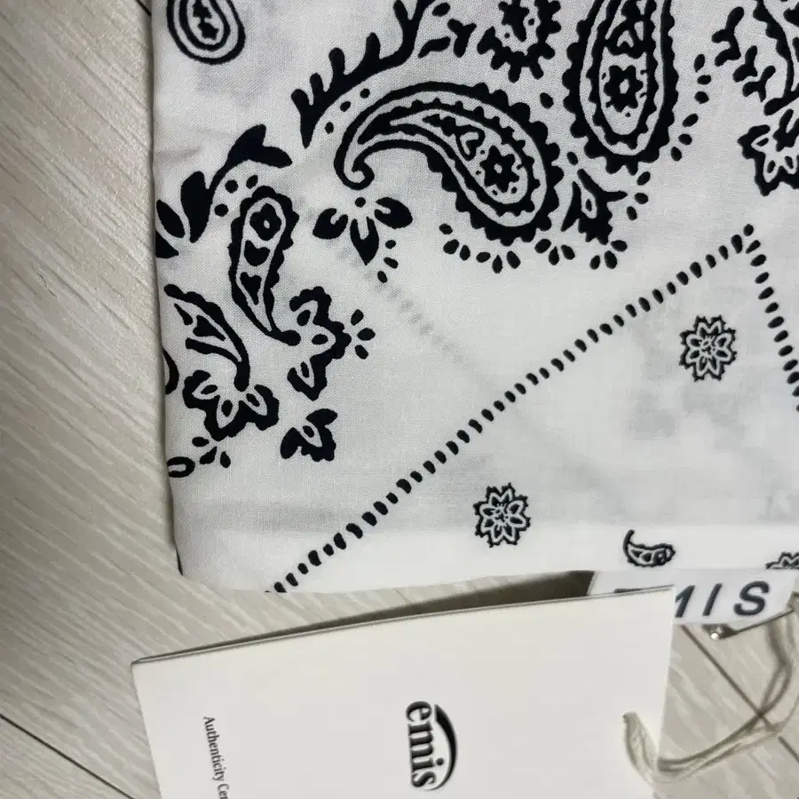 ☆EMIS☆ PAISLEY ECO BAGWHITE Emis New Paisley Eco Bag White | eBay