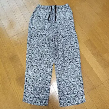 리버티 프린트 이지 팬츠 T 사이즈
