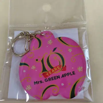 Mrs. GREEN APPLE 신주쿠 아크릴 키링 미세스 핑크