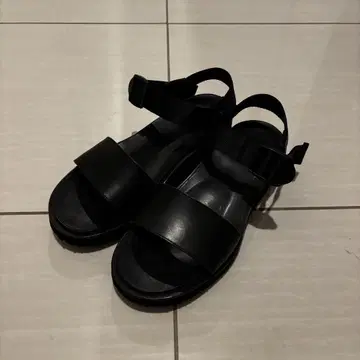 FOOTWORKS 샌들 24cm 새상품급
