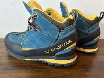 LA SPORTIVA 등산화 GORE-TEX 40