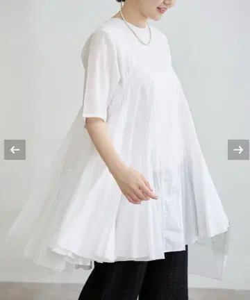 [완판템] AAYUSHI/아유시 볼륨 플레어 하프 슬리브 원피스