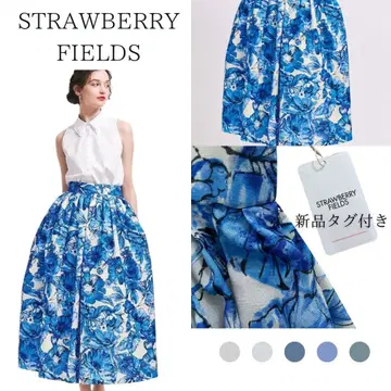 택 포함 새상품 STRAWBERRY FIELDS 롱 스커트 꽃무늬 블루