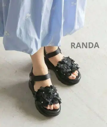 RANDA 플라워 자수 스포츠 샌들 꽃무늬 프릴 통굽