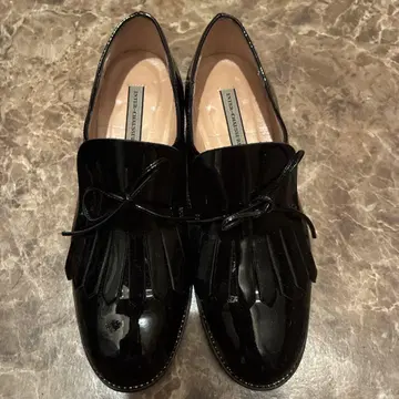 인터쇼슈르 블랙 프린지 로퍼