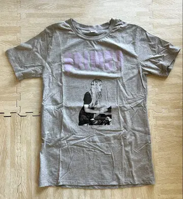 Grimes 그라임스 티셔츠 M 사이즈 그레이