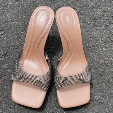 ZARA 샌들