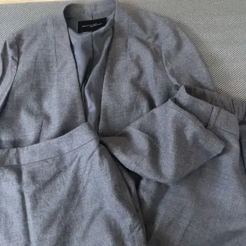 수트, 취업 활동에 그린 라벨 릴랙싱