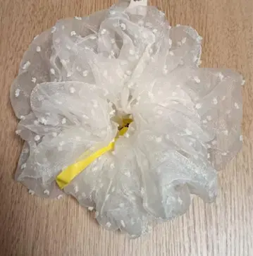 화이트 도트 무늬 머리끈