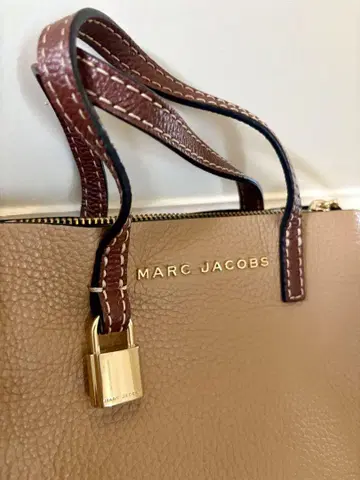 [가격 상담 가능] MARC JACOBS 베이지 핸드백