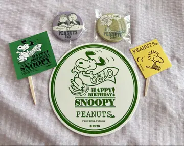 PEANUTS cafe 스누피 코스터 피크 캔뱃지 시크릿