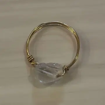 링 스톤 화이트