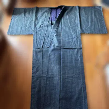 다크 그레이 기모노 심플