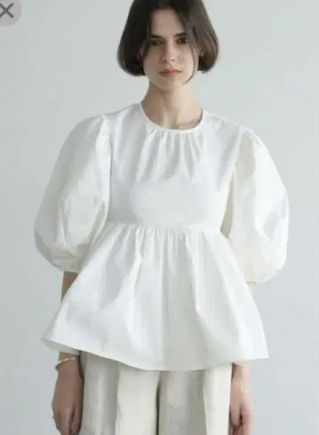 clane PUFF SLEEVE GATHER BLOUSE