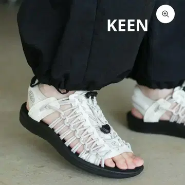 KEEN 유니크 샌들 24.5cm