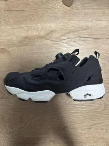 리복 인스타펌프 퓨리 94 블랙