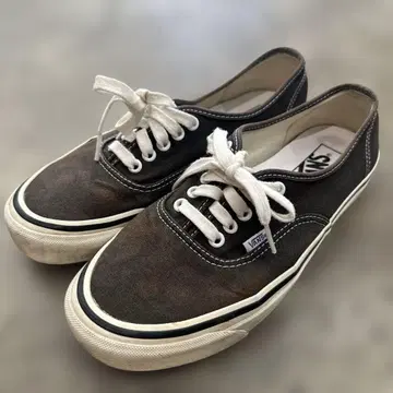 VANS 애너하임 Authentic 블랙 26.5