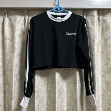 Stray Kids JYP 팝업 크롭 긴팔 티셔츠