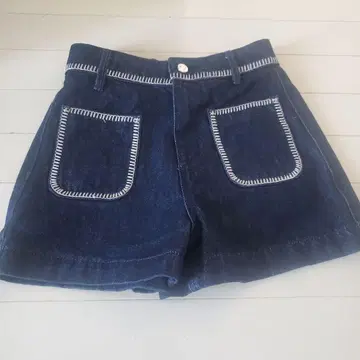 [미사용 새상품] ZARA 데님 숏팬츠 숏팬츠 32
