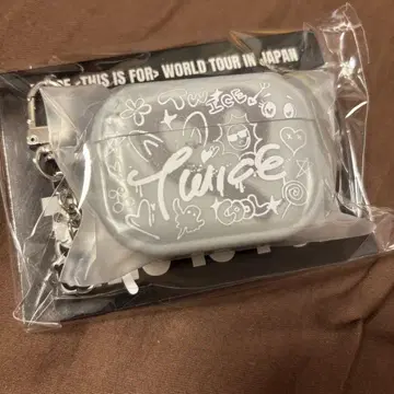 새상품 미개봉 TWICE THIS IS FOR AirPods 케이스