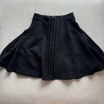 mame 마메 구로고우치 블랙 플레어 스커트
