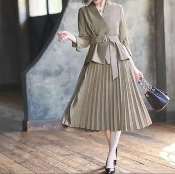 루일 에 부티크 도킹 플리츠 원피스 수트 M