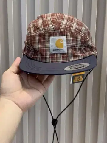 Carhartt 레드 체크 무늬 x 네이비 워크캡 조정 가능