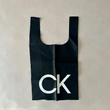 Calvin Klein 블랙 토트백